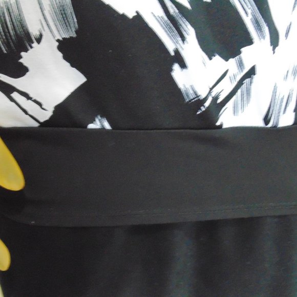 Periwinkle top - Picture 3 of 5